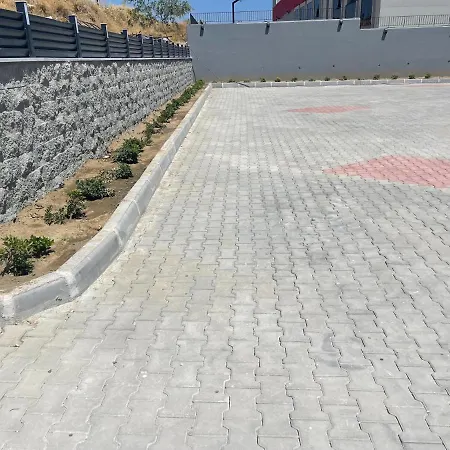 Ayayorgi Kemal Gencer Apartmán